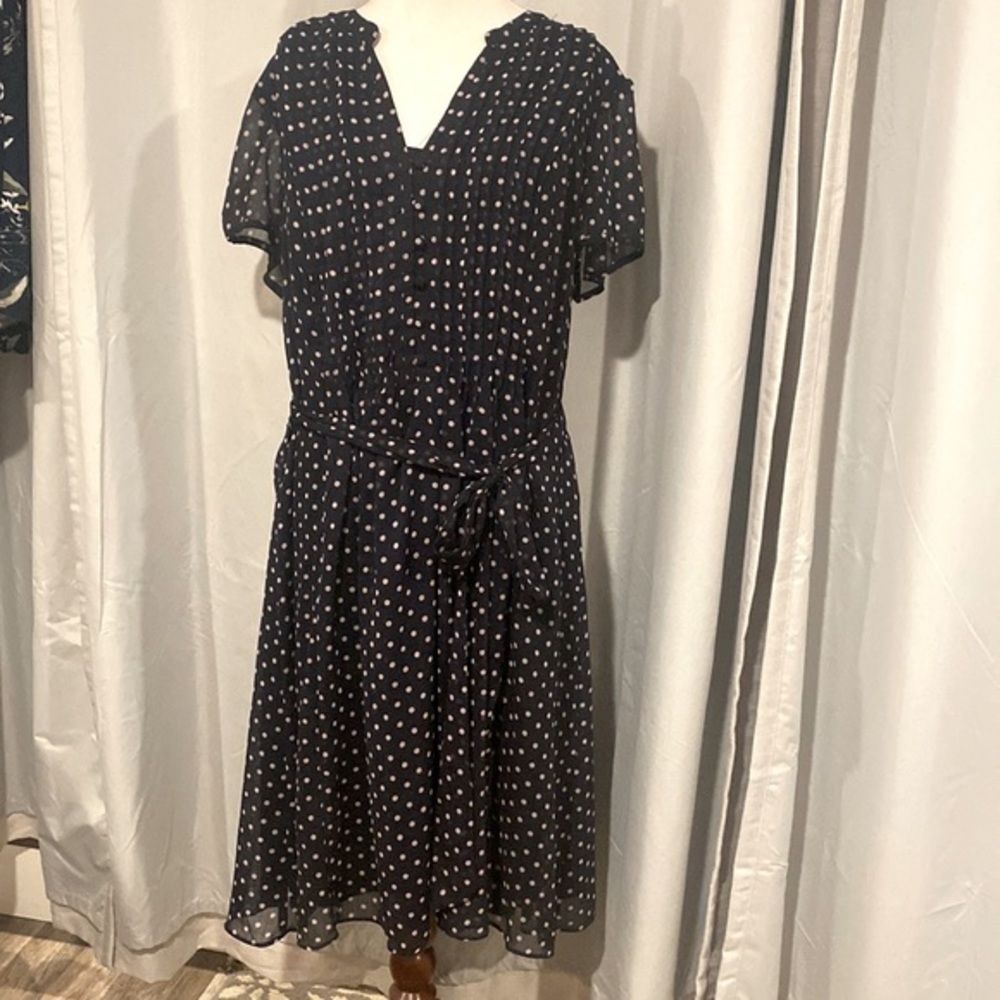 JBS polkadot Navy & lavender polka dot chiffon midi dress. With a tie at waist.